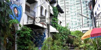 Bodega Bangkok Party Hostel